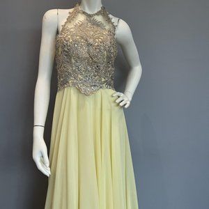 Size 6 yellow chiffon skirt beaded bodice prom/formal gown